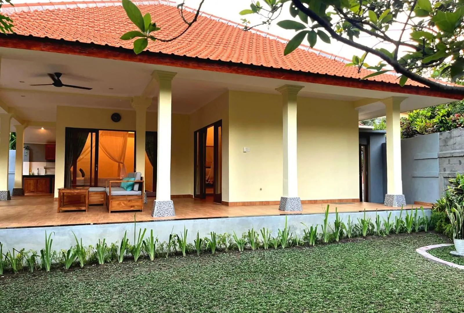 Sari Kembang Villa Ubud 2 0*,